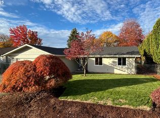 2709 E Walnut Ave, Newberg, OR 97132