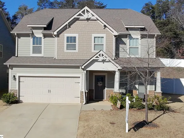 231 Raleighwood Ln, Simpsonville, SC 29681