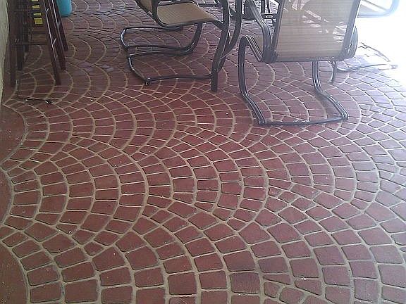 Stencil templ poured cement