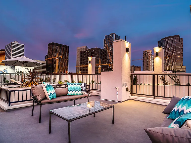 10269 Santa Monica Blvd #304 — Photo 8