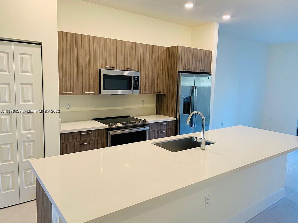 1st image of 8151 NW 104th Ave #4
