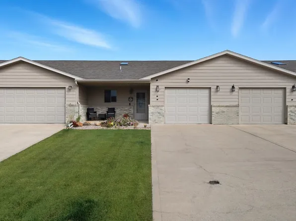 367 Red Rock Cir, Belle Fourche, SD 57717