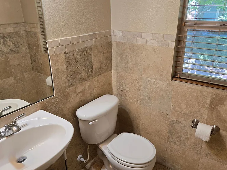 2515 Central Park Blvd — Photo 11