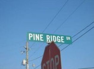 5043 Pine Ridge Dr, Chipley, FL 32428