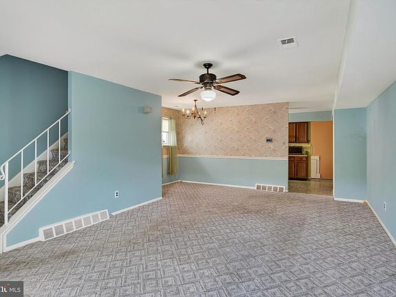 4th image of 16 Markel Rd