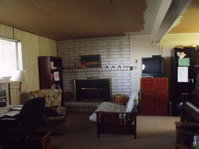 2nd image of 88 E Monticello Dr