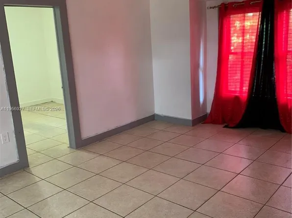 750 NW 118th St, Miami, FL 33168