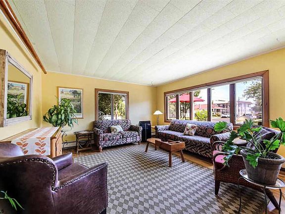 5th image of 300 Central Ave