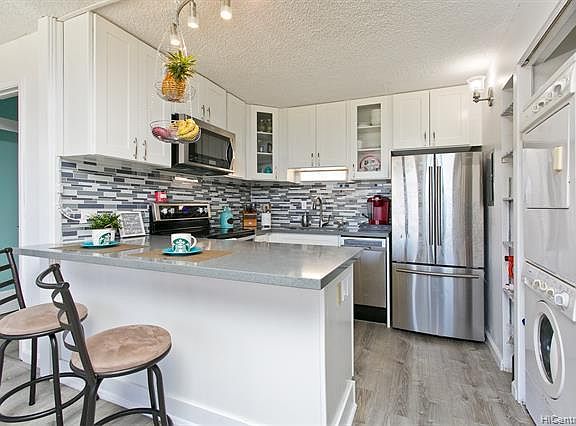 4th image of 6710 Hawaii Kai Dr APT 1610