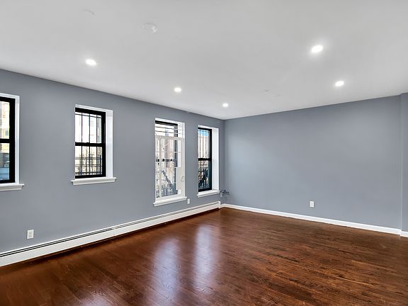 4th image of 1156 Saint Johns Pl APT 2R