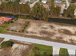 835 SW 28th Ter, Cape Coral, FL 33914