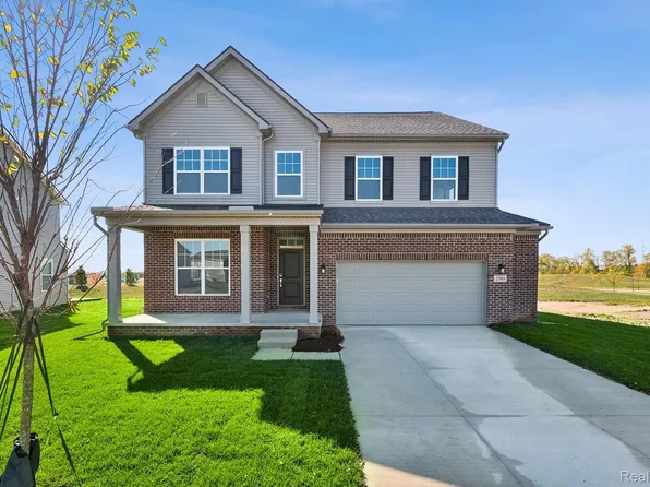 2765 Silo Dr, Saline, MI 48176