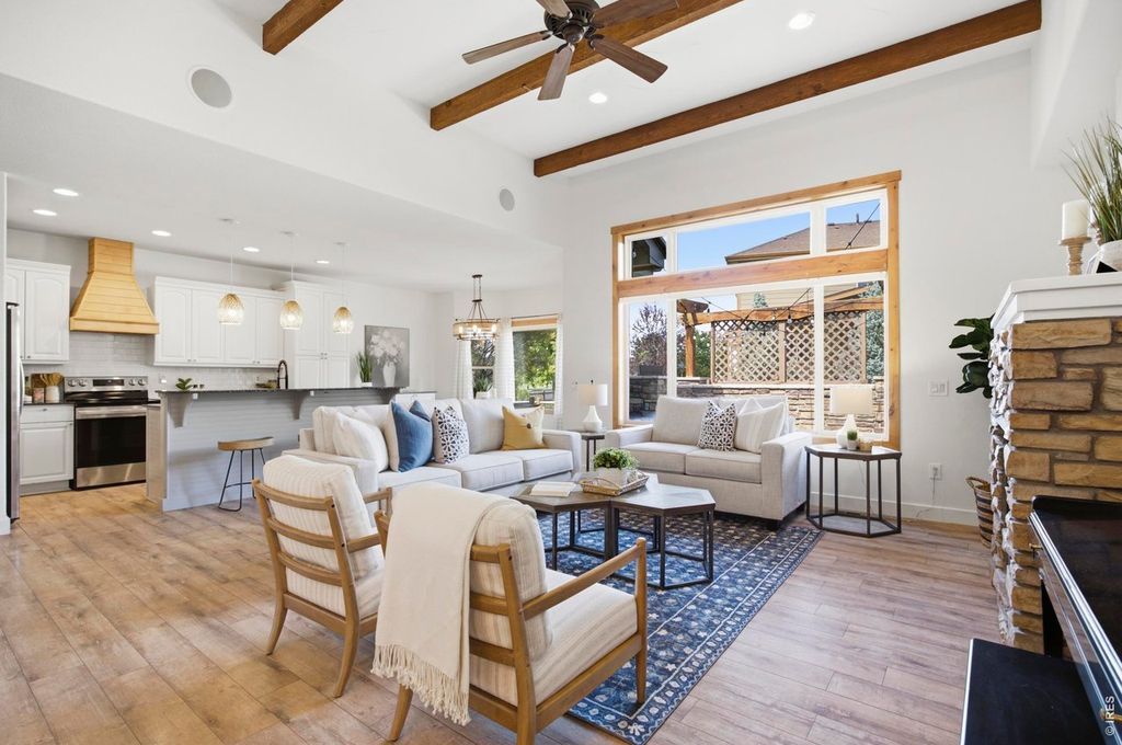 900 Messara Dr