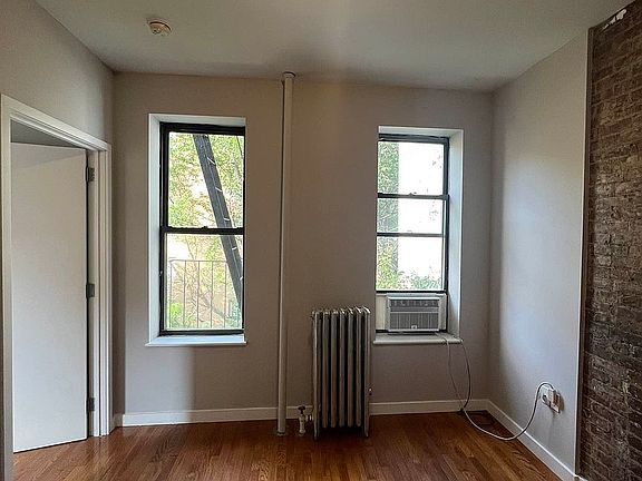 5th image of 197 E 7th St APT 8