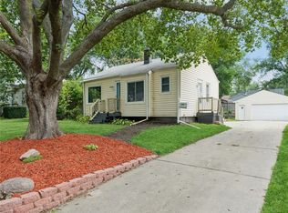 6411 SW 17th St, Des Moines, IA 50315