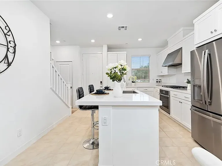 501 Embrook Way — Photo 5
