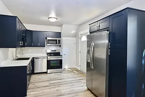 31 S Hickory St #2 — Photo 1