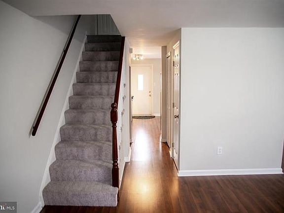 2nd image of 7651 Allendale Cir