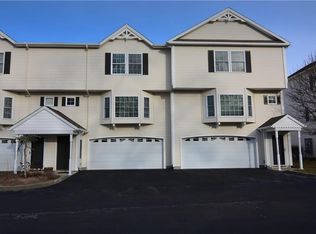 6 Calabria Ct, Westerly, RI 02891