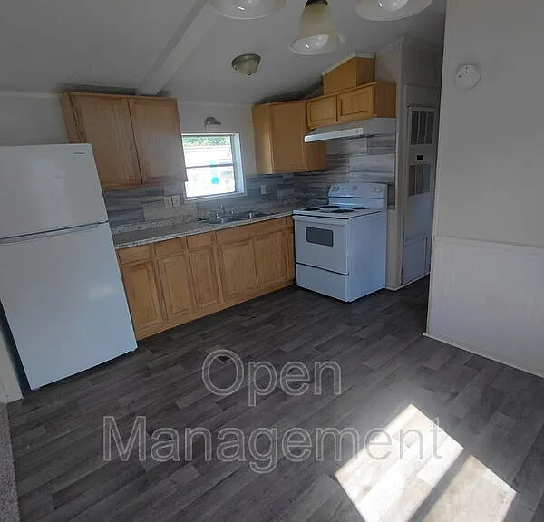 301 Mantle Ave #321KEV — Photo 12