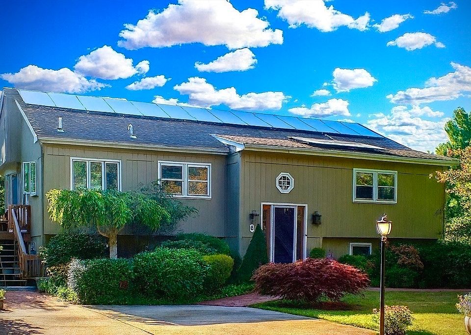 1st image of 6 Gary Dr