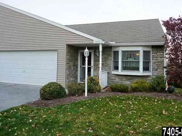2472 Sweet Gum Cir, York, PA 17406
