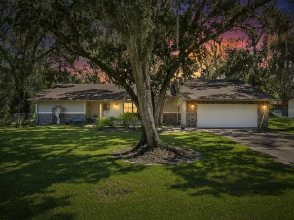 5702 Tree Stand Ln, Lakeland, FL 33811