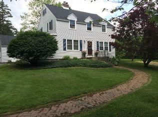 769 Sacandaga Rd, Glenville, NY 12302