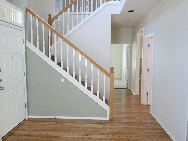 12540 NW Brimpton Ct — Photo 4