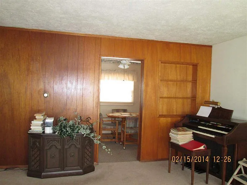 15612 Darden Rd photo 1