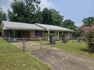 100 Mango St, Pensacola, FL 32503