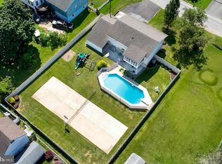 109 Chestnut St, Swedesboro, NJ 08085