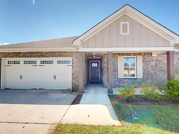 216 Gritney Rd, Daleville, AL 36322