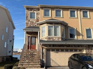 2 Jacobs Landing Landing Wl, Secaucus, NJ 07094