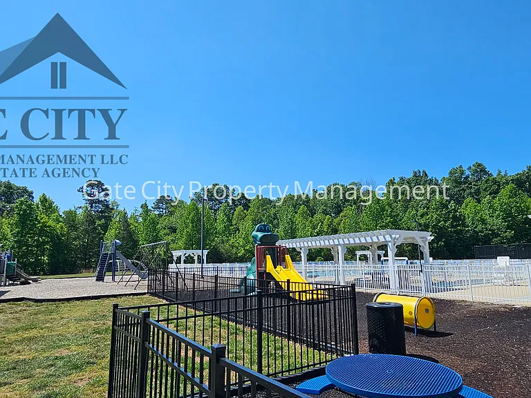 1206 Broholmer Ln — Photo 17