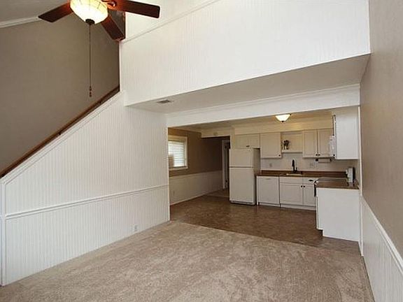 5th image of 401 Ponderosa Ave #1-O