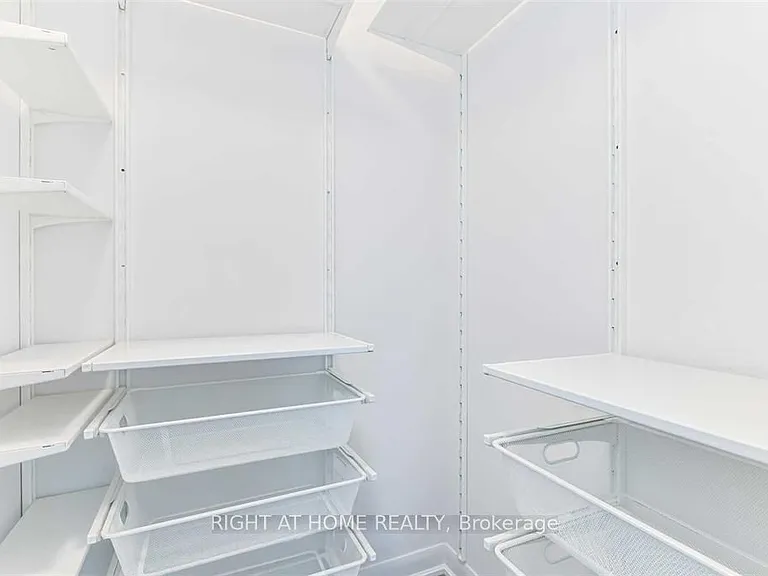 5162 Yonge St #2615 — Photo 15