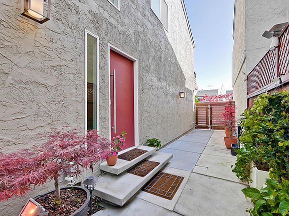 3rd image of 3533 Mount Davidson Ct