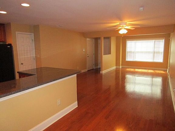 3rd image of 203 Madison Ln SE #203