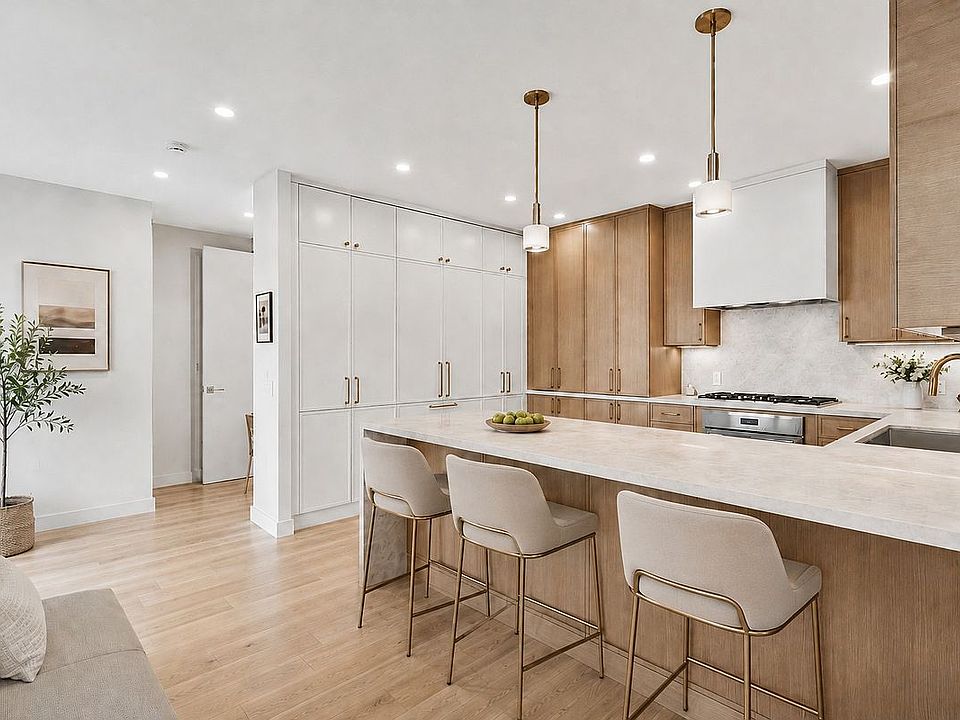 1st image of 350 Albany St #10BC