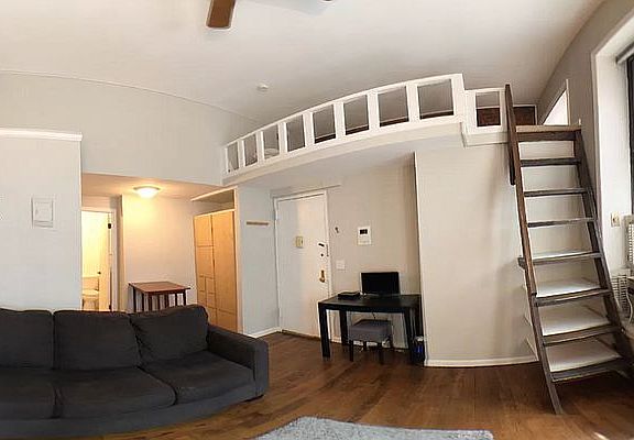 4th image of 171 W 73rd St APT 3
