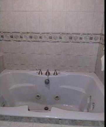 5th image of 1217 Seaview Dr