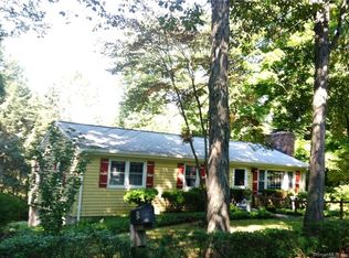 27 Turkey Roost Rd, Monroe, CT 06468