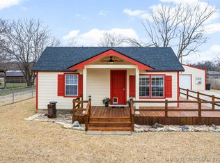 309 N Shawnee St, Catoosa, OK 74015