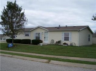 801 NE Cypress Ct, Oak Grove, MO 64075