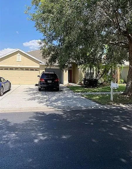 1427 Emerald Hill Way — Photo 1
