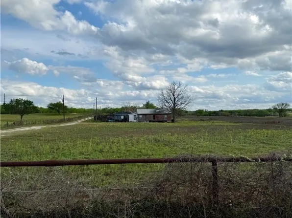 473 Lange Rd, Seguin, TX 78155