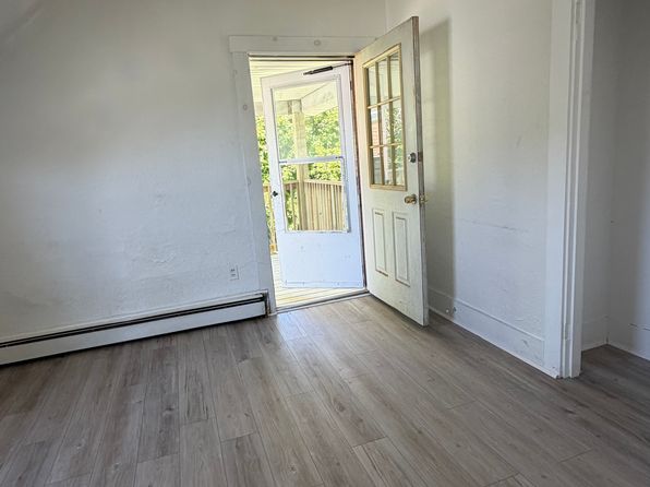 274 Pine St #2A