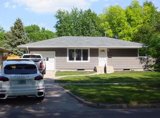 2601 10th St N, Fargo, ND 58102