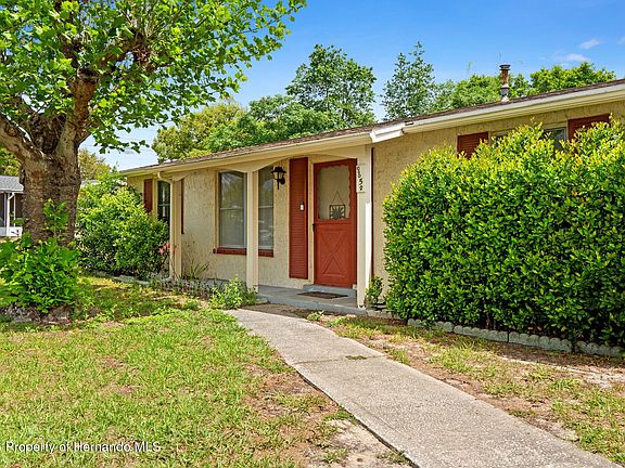 2nd image of 9658 Bayside Ct